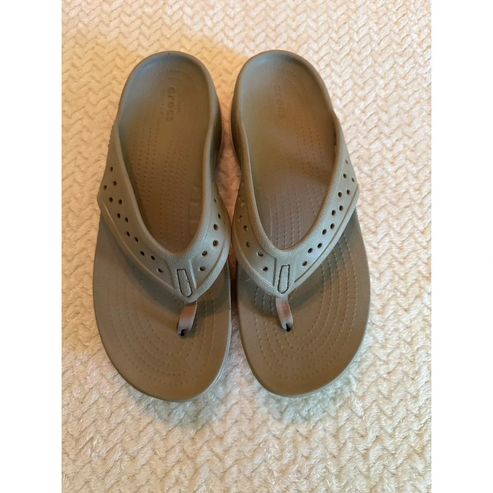 Crocs Baya Flip Flops Mens 11 Khaki Tan Iconic Comfort Sandals 205393